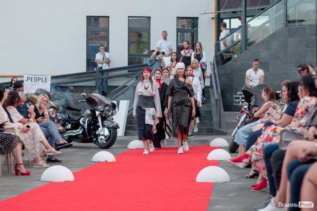 Гурт «СКАЙ», байкери та неймовірні колекції одягу: чим вражав другий день  «Lutsk Fashion Weekend»