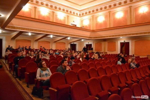 У Луцьку разом із активістами Майдану відкрили фестиваль документального кіно