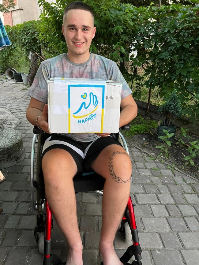 Знову стати на ноги: важкопоранений воїн з Волині поїхав до Латвії на реабілітацію