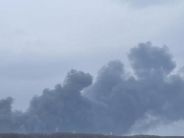 Пожежа на нафтобазі у Луцьку: медики дали поради тим, хто живе поруч