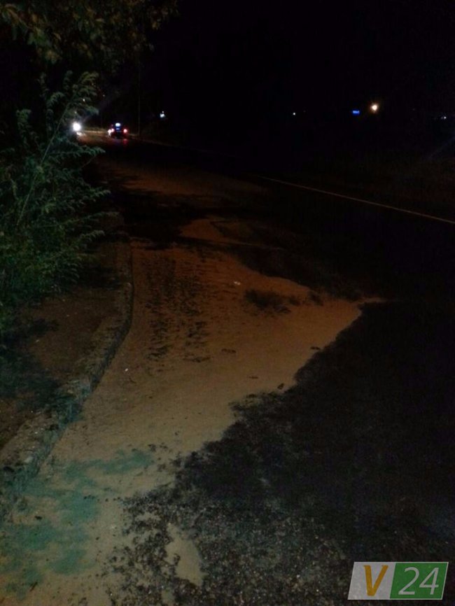  У Луцьку через прорив труби залило вулицю 