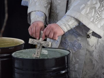 На «Луцькводоканалі» освятили воду.  ФОТО