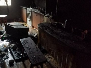 У селі на Волині через замикання холодильника горіла літня кухня. ФОТО
