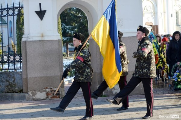 Луцьк провів в останню путь Героя АТО Валерія Марцинюка. ФОТО 