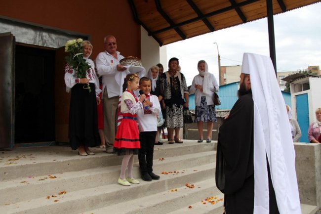 Владика Михаїл очолив святкову службу в луцькому храмі. ФОТО