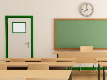 У багатьох луцьких школах скасовують навчання через «замінування»