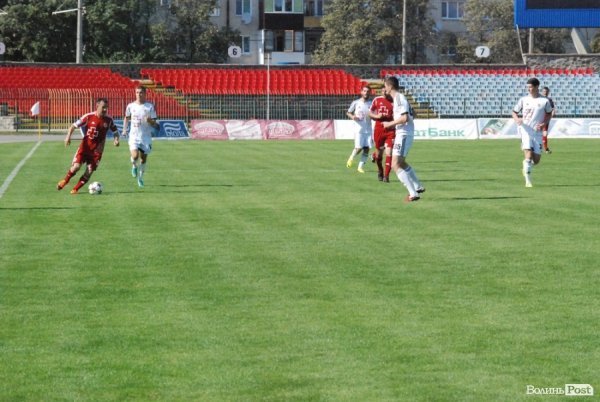 Матч поколінь в Луцьку: ветерани «Волині» проти сучасників. ФОТО