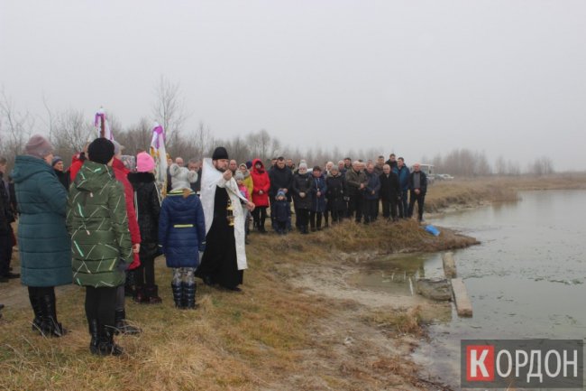 У селі Любомльського району вперше організували водохресні купання.  ФОТО