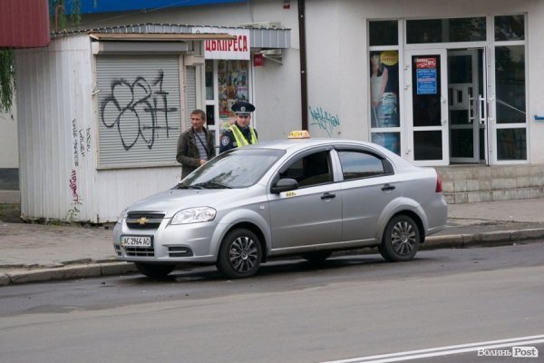 Янукович у Луцьку: засилля міліції і величезні затори. ФОТО