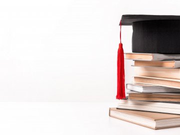 Чотирьом викладачам волинських вишів довічно призначили стипендії Кабміну 