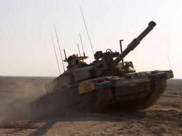 Британські танки Challenger прибудуть в Україну ближче до літа, –  міністр оборони