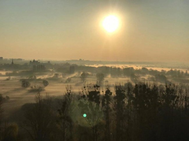 Неймовірні світанки і багряне небо увечері: сонячна магія над ЖК «Супернова»*