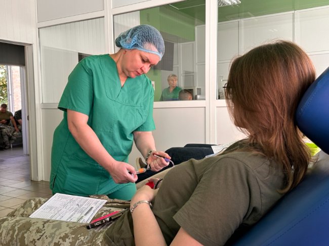 На Волині прикордонники здали понад 50 літрів крові. ФОТО