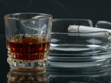 В Україні можуть заборонити рекламу ліків, алкоголю та тютюну