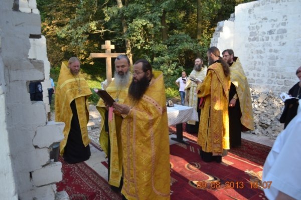 На Волині заклали першу цеглину «міліцейського» храму. ФОТО