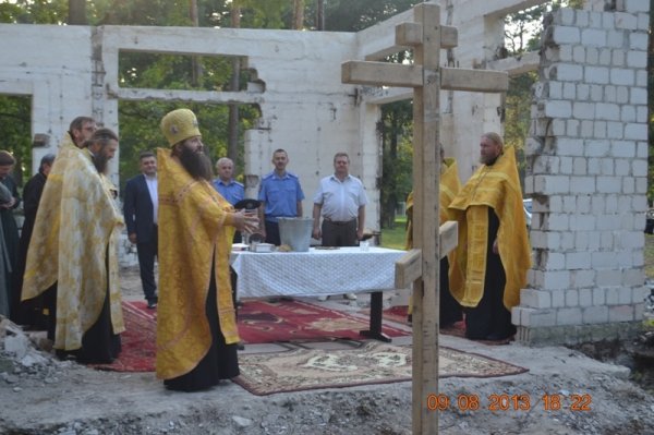 На Волині заклали першу цеглину «міліцейського» храму. ФОТО