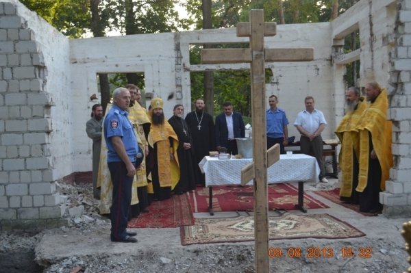 На Волині заклали першу цеглину «міліцейського» храму. ФОТО