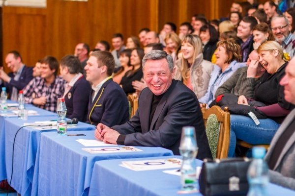 Як у Луцьку смішили міського голову. ФОТО