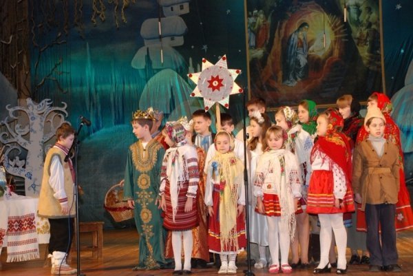 250 тисяч гривень зібрали в Луцьку на благодійному концерті. ФОТО