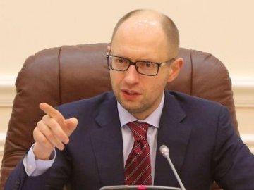 Яценюк оголосив попередження голові Волинської ОДА 