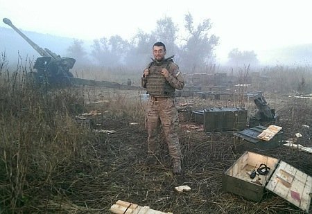 Луценко гордиться, що його син був в зоні АТО «без охорони і привілеїв». ФОТО