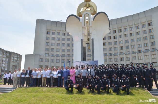 Волинські «шерифи» отримали 25 службових позашляховиків. ФОТО