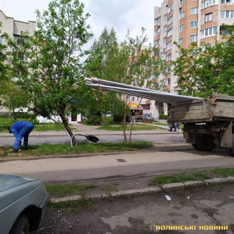 У Луцьку на вулиці Кравчука встановлять 30 нових ліхтарів