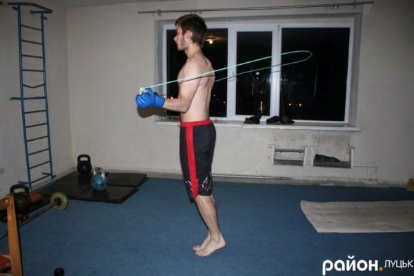 Гуртожиток Луцька: «від сесії до сесії живуть студенти весело». ФОТО