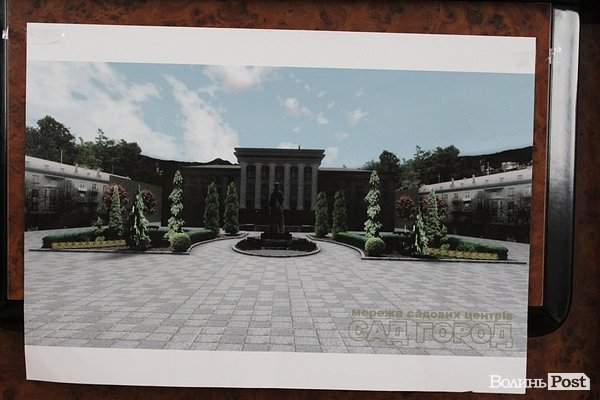 У Луцьку – конкурс на кращий благоустрій біля пам’ятника Шевченку. ФОТО