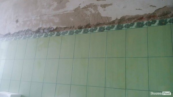 Чи змінилася ситуація в луцьких шкільних вбиральнях. ФОТО