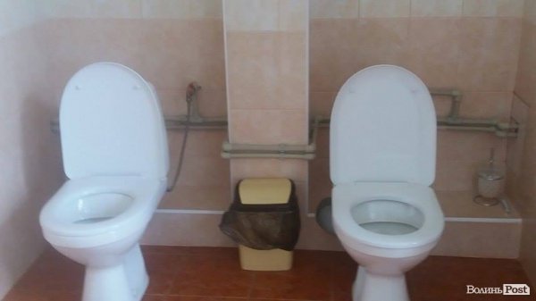 Чи змінилася ситуація в луцьких шкільних вбиральнях. ФОТО