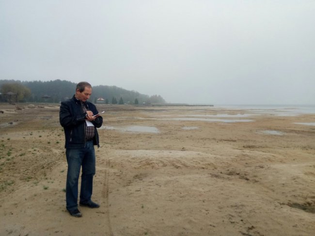 На Світязі працює робоча група, яка обстежує причини обміління озера 