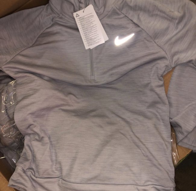 Через «Ягодин» під виглядом гуманітарки намагались ввезти спортивний одяг вартістю понад 1, 5 мільйона гривень