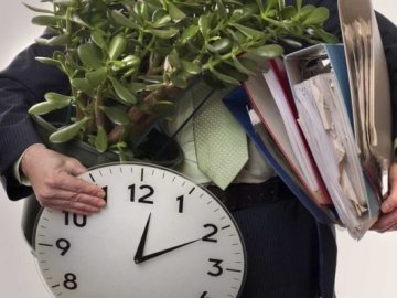 «Повісили всіх собак»: у Луцьку просять не звільняти посадовця 