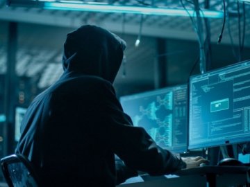 Окупанти розсилають комп’ютерні віруси в месенджерах нібито від імені СБУ