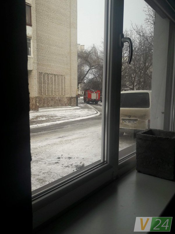 У Луцьку в підвалі будинку згорів безхатько