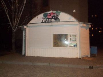 У Луцьку викрили магазин, у якому вночі торгували алкоголем