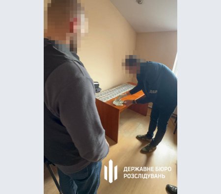 На Волині посадовець Держпраці за хабар обіцяв приховати факт загибелі неповнолітнього на виробництві