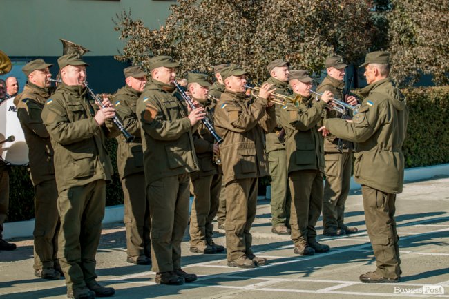 У Луцьку з Днем захисника України привітали нацгвардійців. ФОТО