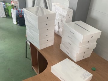 Жінка, яка везла через Волинь контрабанду «Apple», «влетіла» на понад мільйон гривень