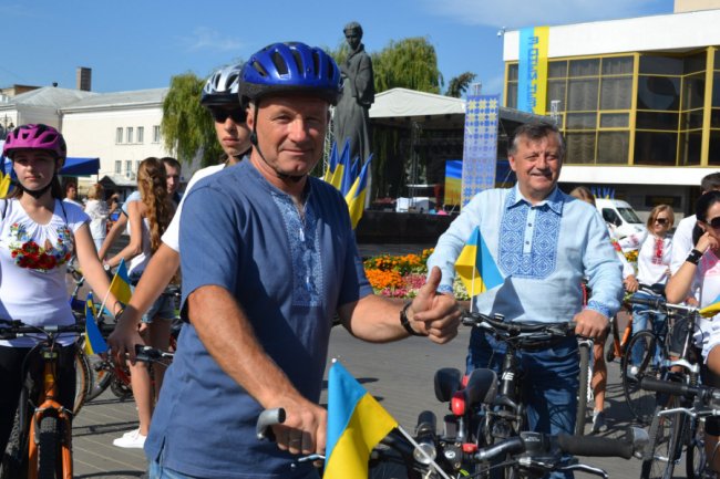 У Луцьку відбувся велопробіг до Дня Незалежності. ФОТО