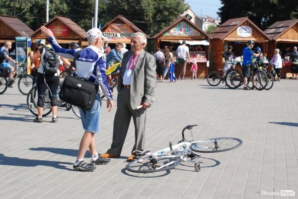 Велопробіг до Дня Незалежності в Луцьку. ФОТО