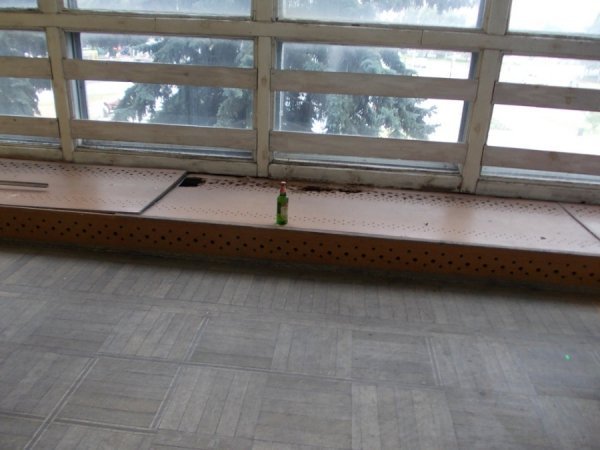 Грибок, корозія і дірявий дах: яким продали кінотеатр «Промінь». ФОТО