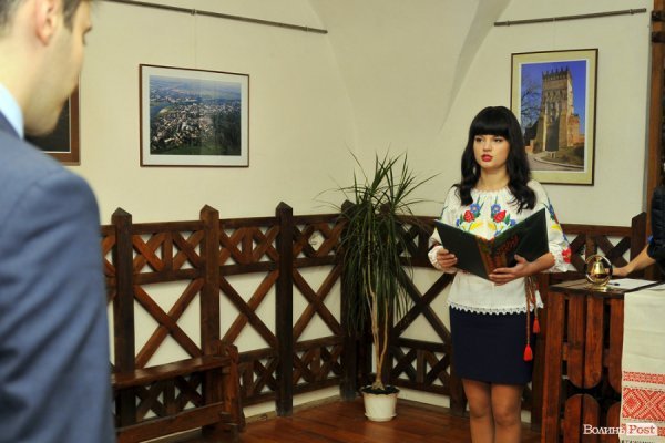 Шлюб за добу: в Луцьку одружилися вже чотири пари