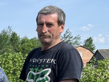 Умілець з Волині за три місяці спроектував та зібрав трактор і створює сільгоспреманент. ФОТО