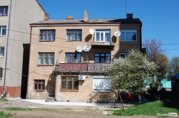 В дворі будинку обіцяють благоустрій