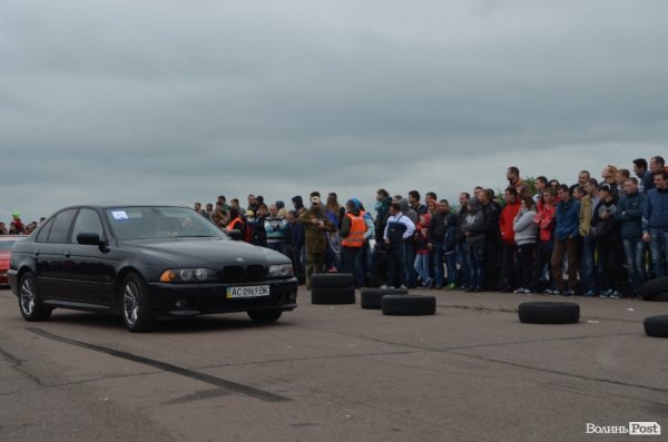 Під Луцьком визначили переможця з дрег-рейсінгу. ФОТО