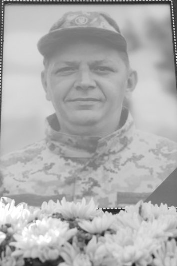 У Луцьку попрощалися із Героєм Валентином Потапчуком. ФОТО