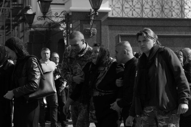 У Луцьку попрощалися із Героєм Валентином Потапчуком. ФОТО