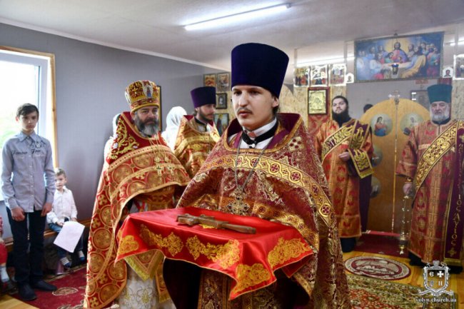 У Луцьку УПЦ (МП) освятила тимчасовий храм. ФОТО